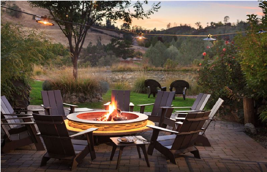 the best features of a good fire pit chair