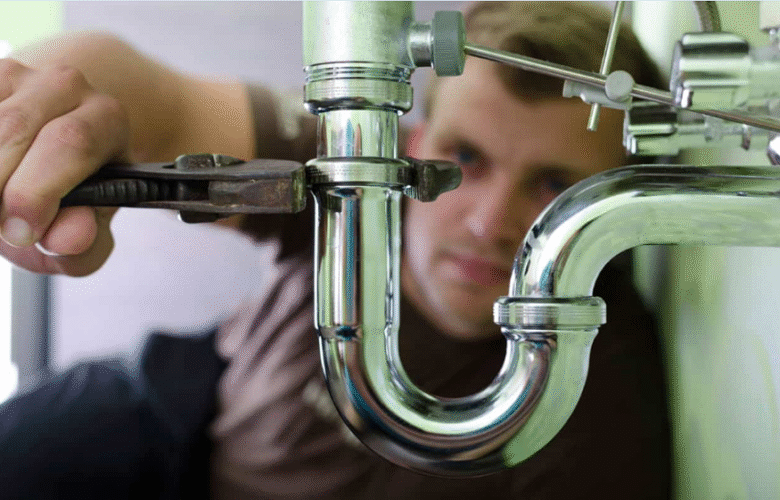Important Advantages Of Hiring Skilled Plumbers Rather Than Doing It Yourself